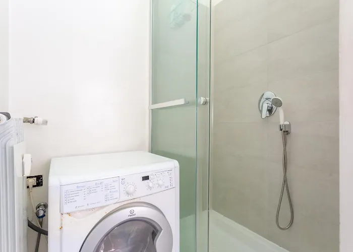 Comfortable In A Strategic Position Apartment Rom