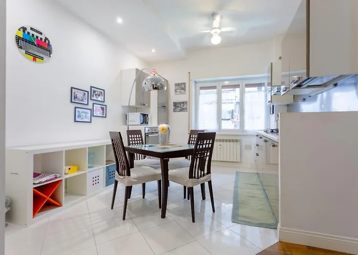 Comfortable In A Strategic Position Apartment Rom